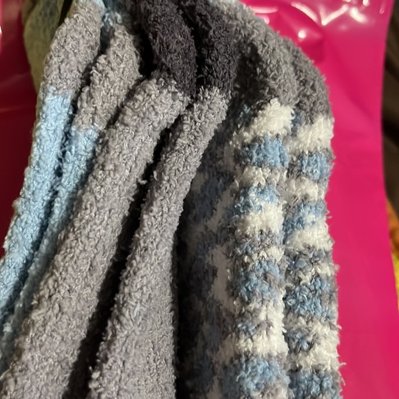 Kathy Ireland 3 pr cozy socks NEW BNWT cozy socks - Picture 3 of 9